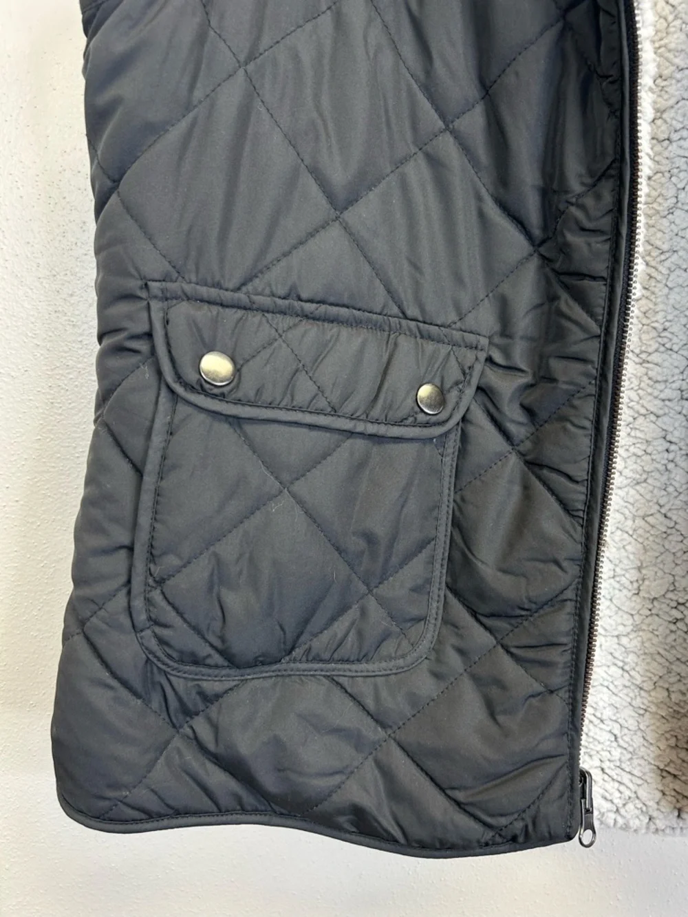 Gorpcore‎ Outdoor Quilted Vest Sherpa Size L Granola Girl Camping Hiking Warm